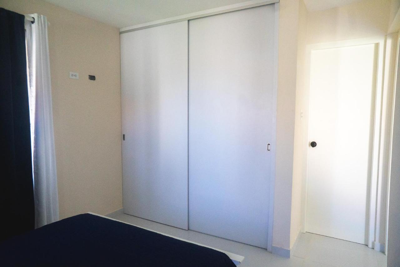 Pavia'S Centerpoint Oasis Appartement Oranjestad Buitenkant foto